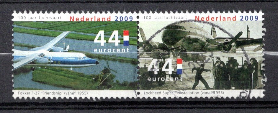 gestempelde zegel. jaar 2009:  paartje vliegtuigen, Ophalen of Verzenden, Na 1940, Gestempeld
