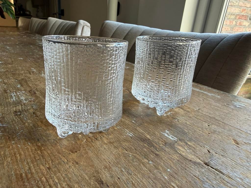 Iittala Ultima Thule Waterglazen - Set van 2, Verzamelen, Glas en Borrelglaasjes, Ophalen of Verzenden, Zo goed als nieuw, Overige typen