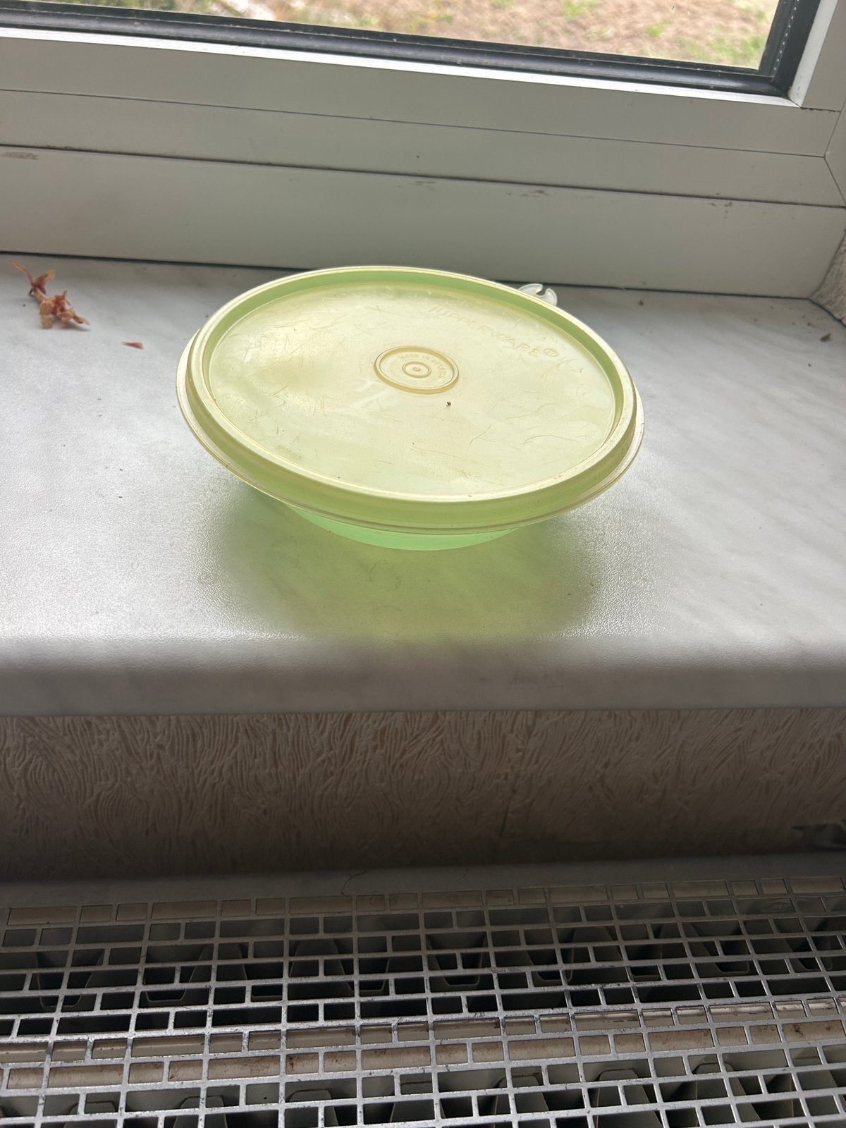 Tupperware ronde bewaardoos met deksel, Huis en Inrichting, Keuken | Tupperware, Ophalen of Verzenden, Gebruikt, Bak of Kom