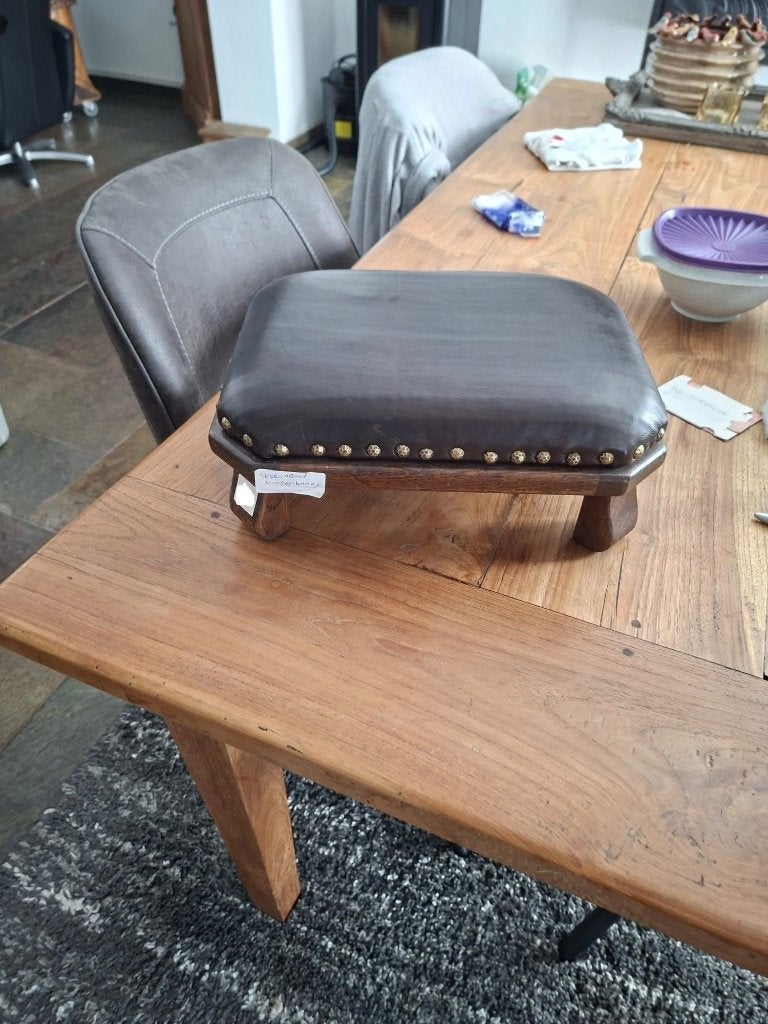Voetenbankje met Heerlijke Verwarming, Antiek en Kunst, Kunst | Niet-Westerse kunst, Hout, Bruin, Overige typen, Ophalen of Verzenden