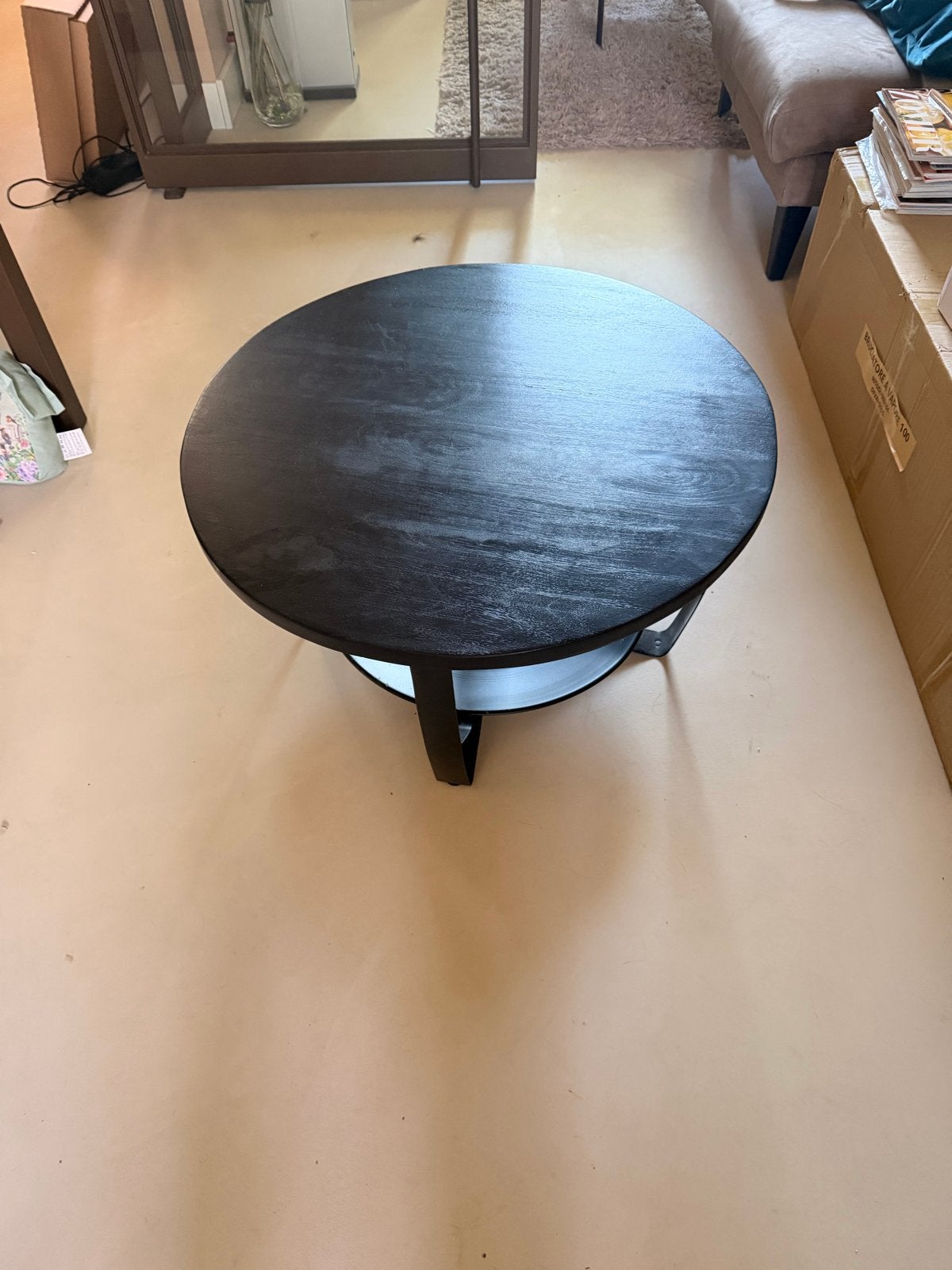 Zwarte mangohouten salontafel - Zo goed als nieuw!, Ophalen, Zo goed als nieuw, Rond, Overige houtsoorten