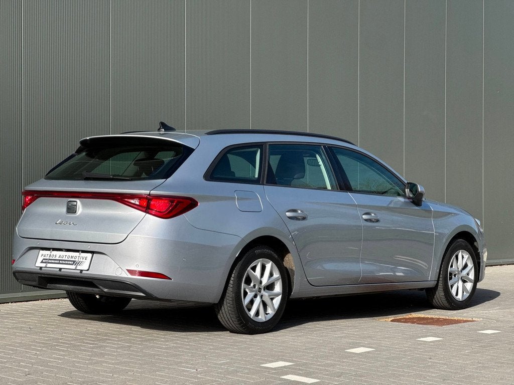 Seat Leon Sportstourer 1.0 eTSI DSG Automaat // CarPlay // C, Automaat, Stof, Gebruikt, Leon