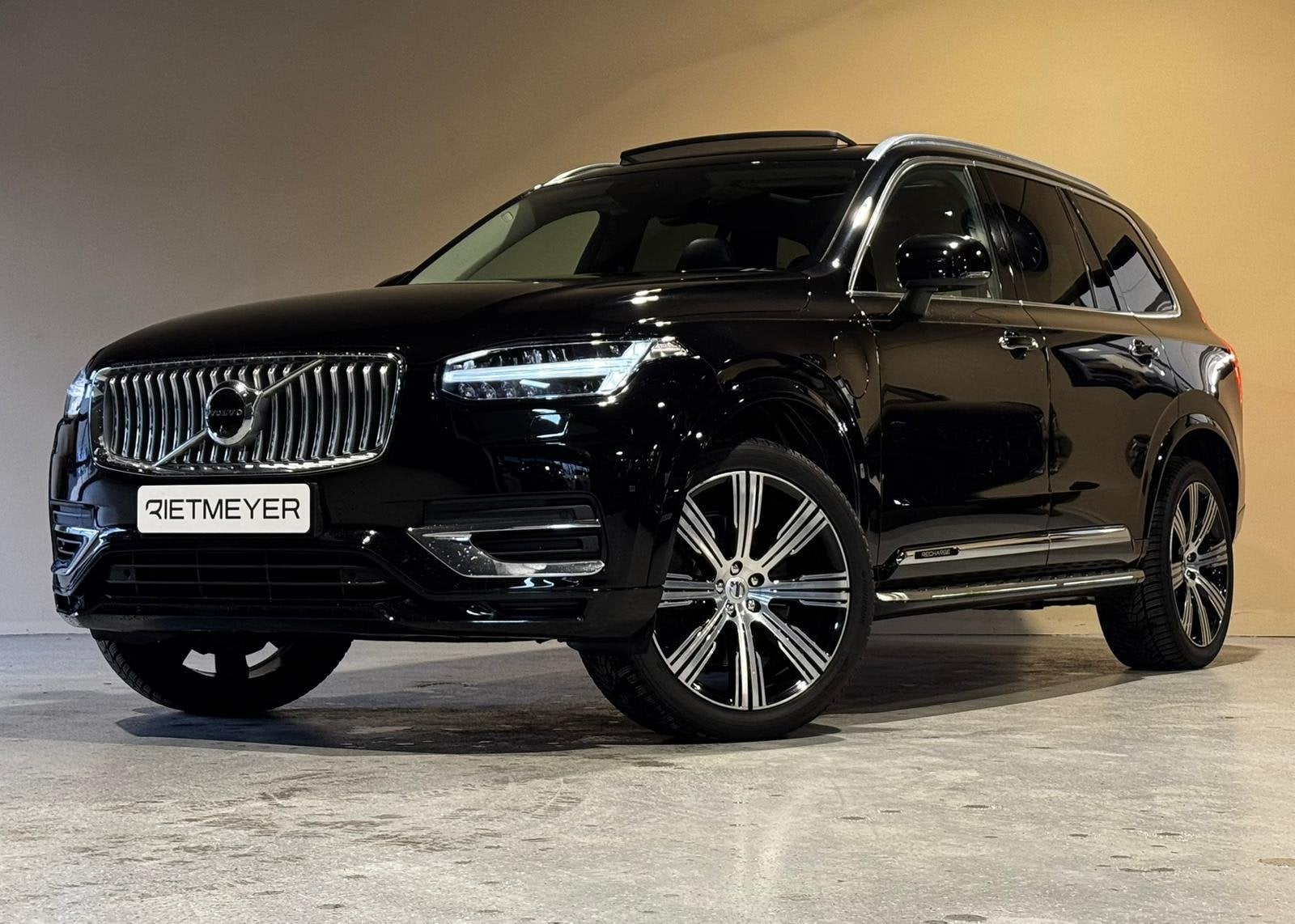 Volvo XC90 2.0 T8 Recharge AWD R-Design 7p. |Pano |Head-Up |, 12 maanden, Gebruikt, Euro 6, 4 cilinders
