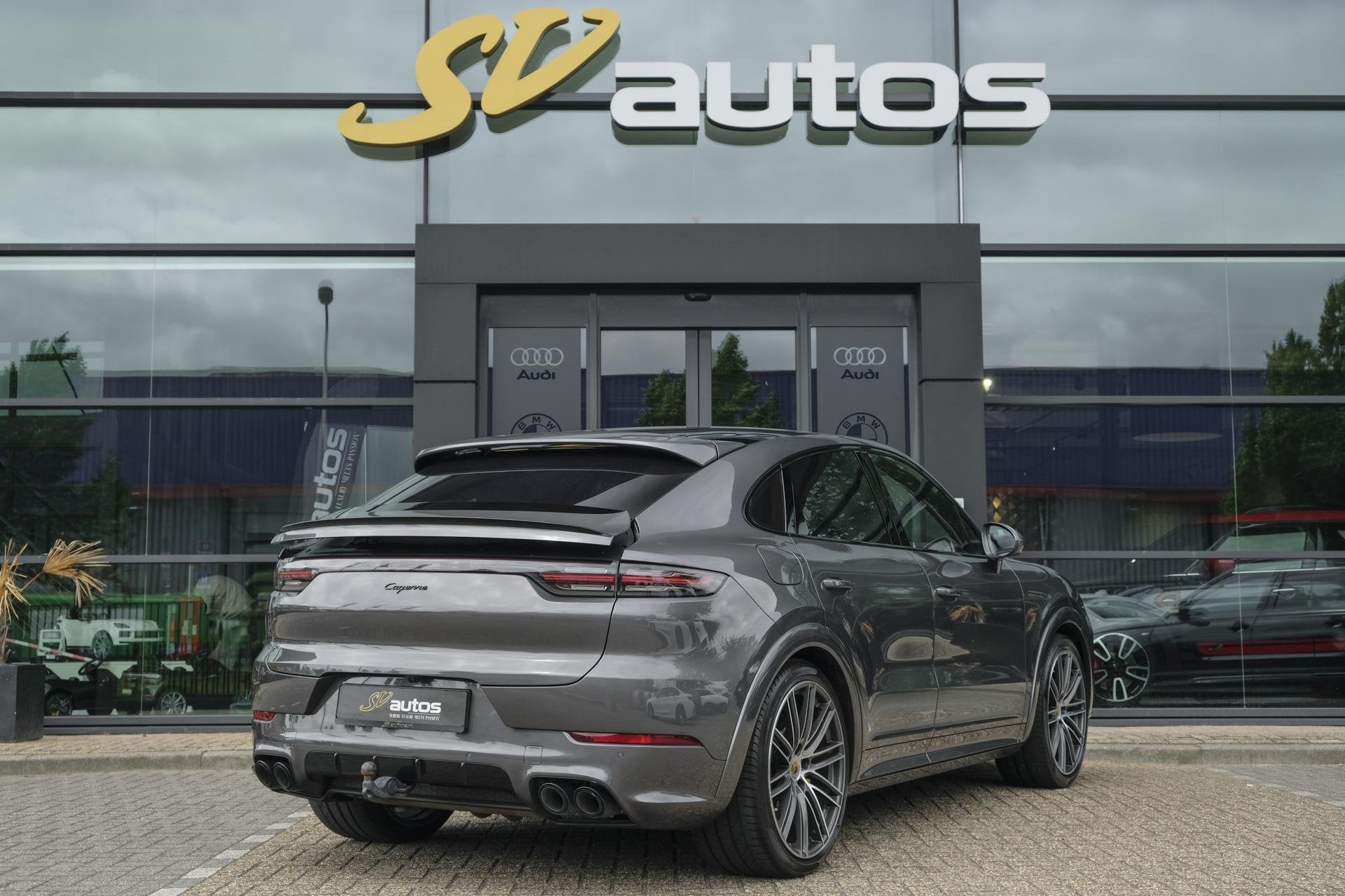 Porsche Cayenne Coupé 4.0 V8 Turbo S 680pk E-Hybrid Panoram, Auto's, Porsche, Automaat, Cayenne, 14 kWh, Gebruikt