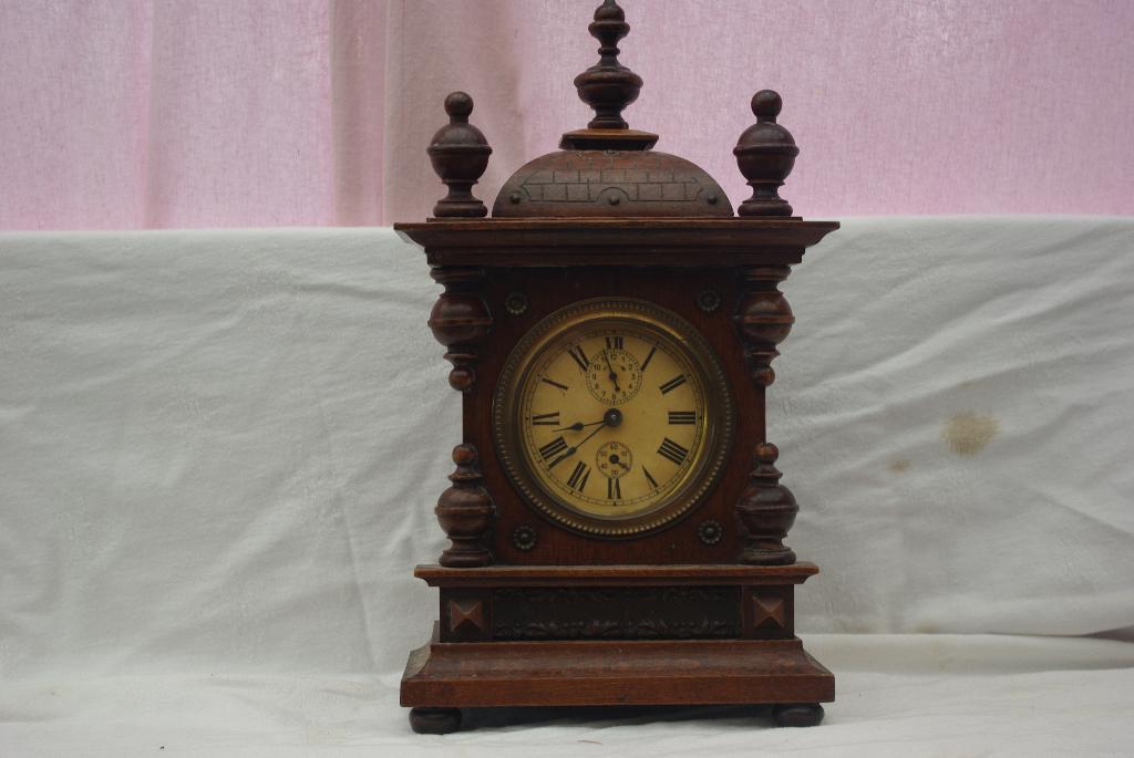 Tafel klok, Antiek en Kunst, Antiek | Klokken, Ophalen of Verzenden