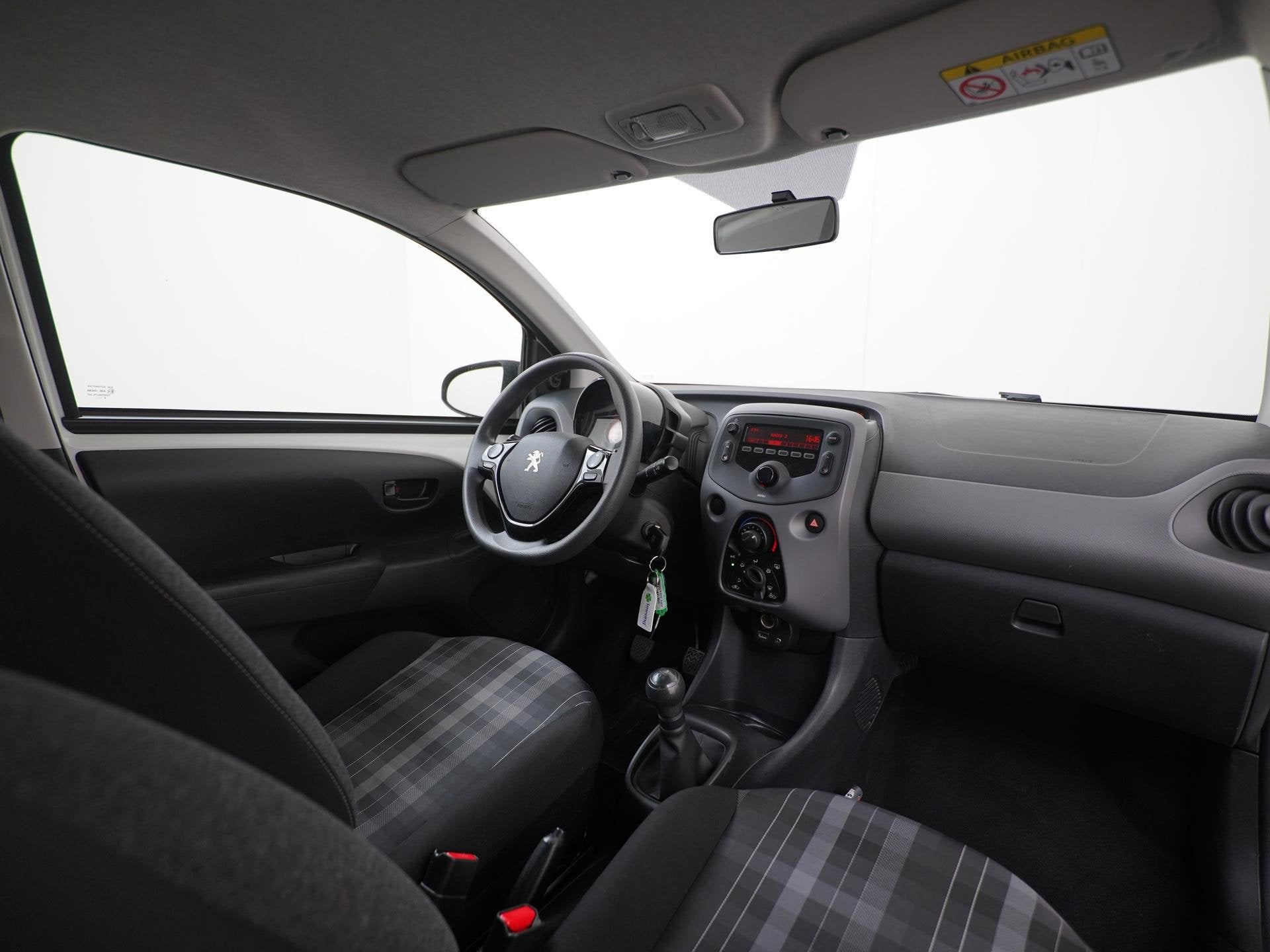 Peugeot 108 1.0 e-VTi Active | All-in 248,- Private Lease |, Stof, Gebruikt, 4 stoelen, Wit