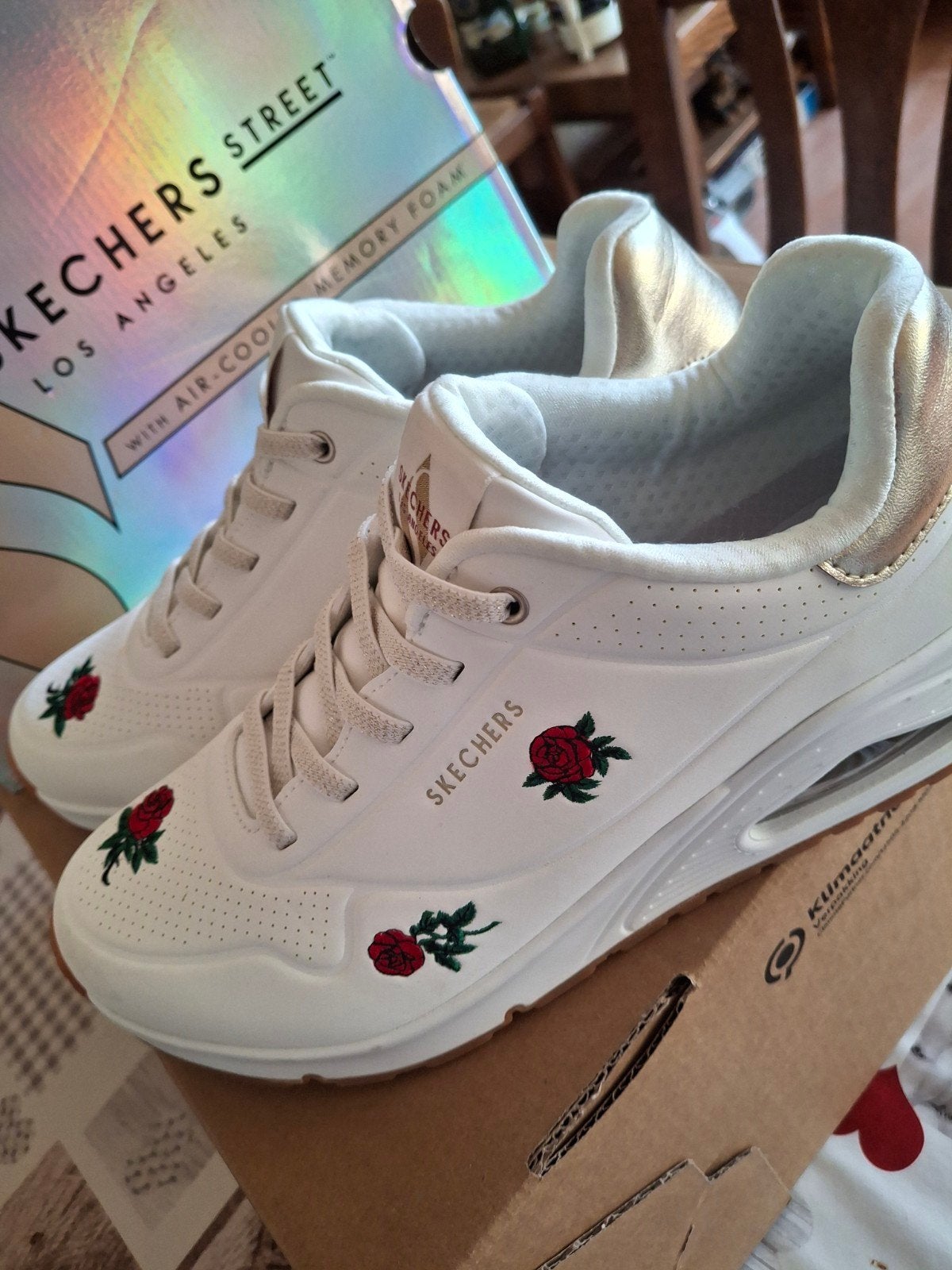 Nieuwe Skechers leren dames schoenen maat 41, Skechers, Ophalen of Verzenden, Nieuw, Sneakers of Gympen