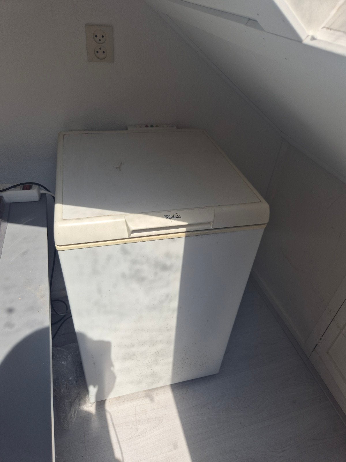 Witte Vrieskist - Compact en Handig, Witgoed en Apparatuur, Vriezers en Diepvrieskisten, Vrieskist, Gebruikt, Minder dan 60 cm