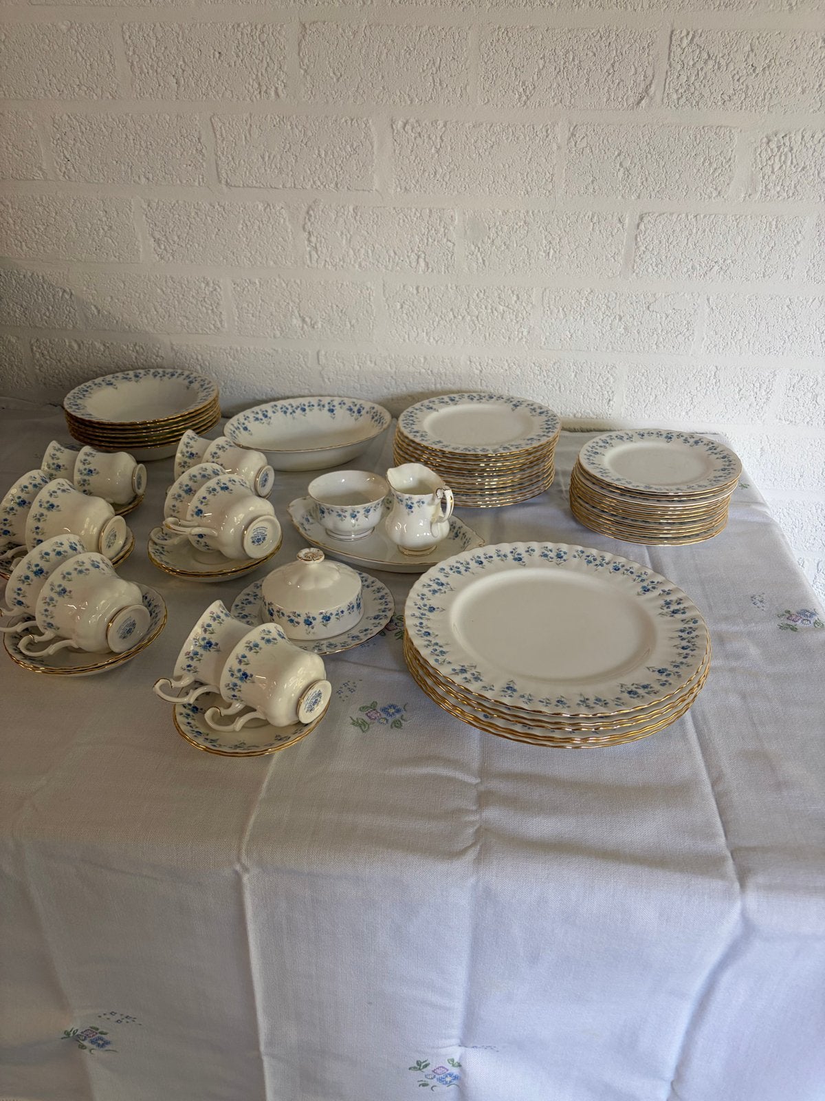 Royal Albert Memory Lane Servies - Zgan Complete Set, Ophalen, Klassiek, Zo goed als nieuw, Royal Albert