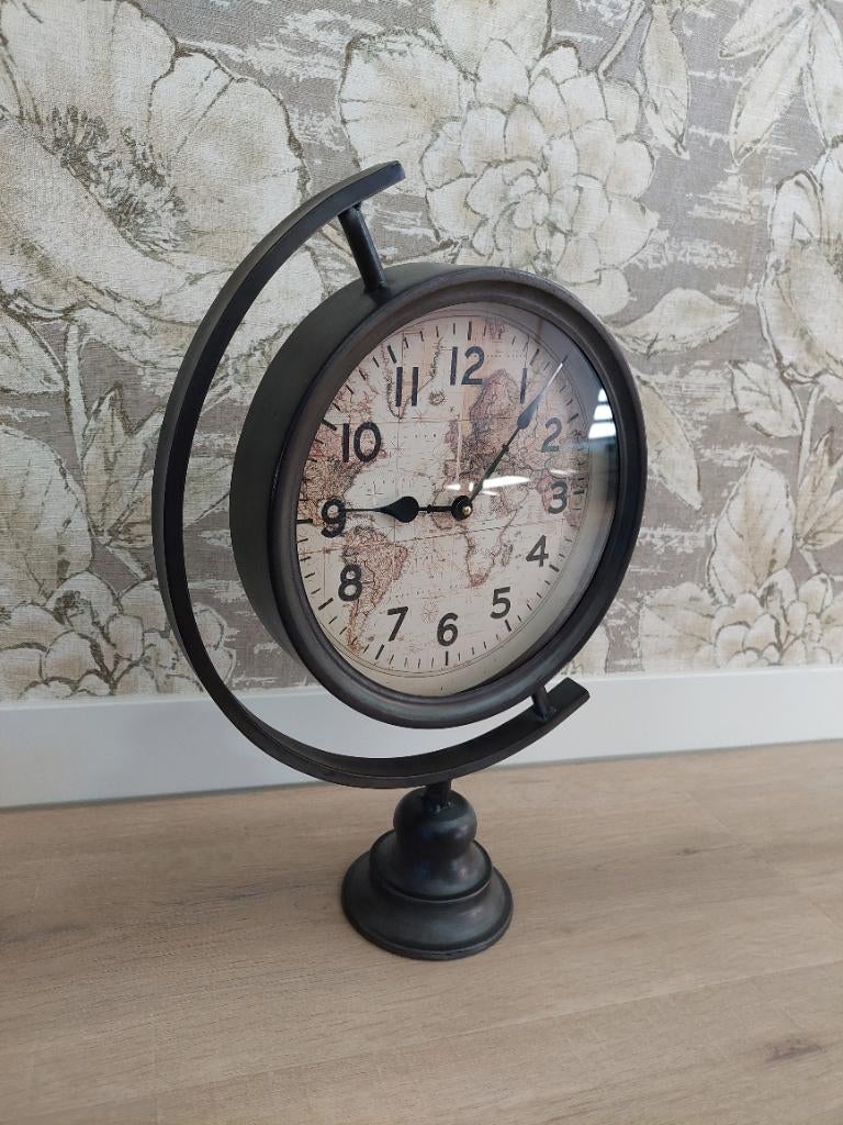 Klok op standaard, Ophalen, Zo goed als nieuw, Analoog, Staande klok