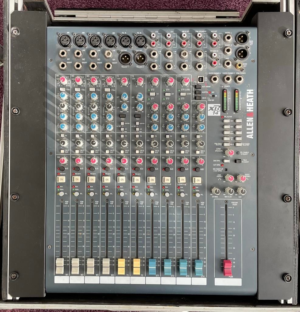 Allen & Heath XB-14 Broadcast Mixer + Flightcase, Muziek en Instrumenten, Mengpanelen, Ophalen, Zo goed als nieuw