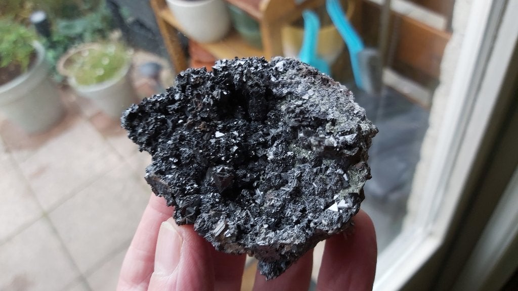 D38-10 Pyriet Sfaleriet Madan Bulgarije verzameling collect, Verzamelen, Mineralen en Fossielen, Ophalen of Verzenden, Mineraal