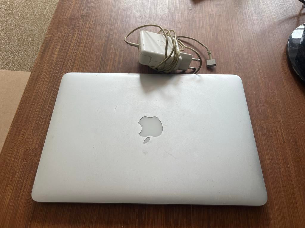 Apple MacBook Pro A1502 EMC 2835 - Gebruikt, MacBook Pro, Gebruikt, 256 GB, 2 tot 3 Ghz