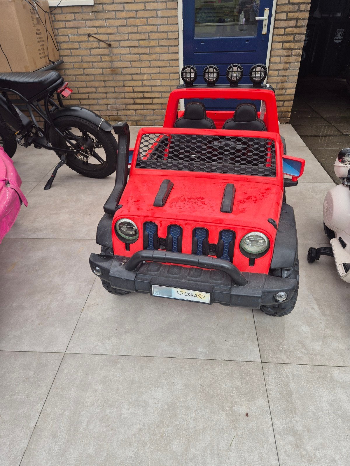 Elektrische kinderjeep - Rood, Ophalen of Verzenden, Gebruikt, Loopvoertuig