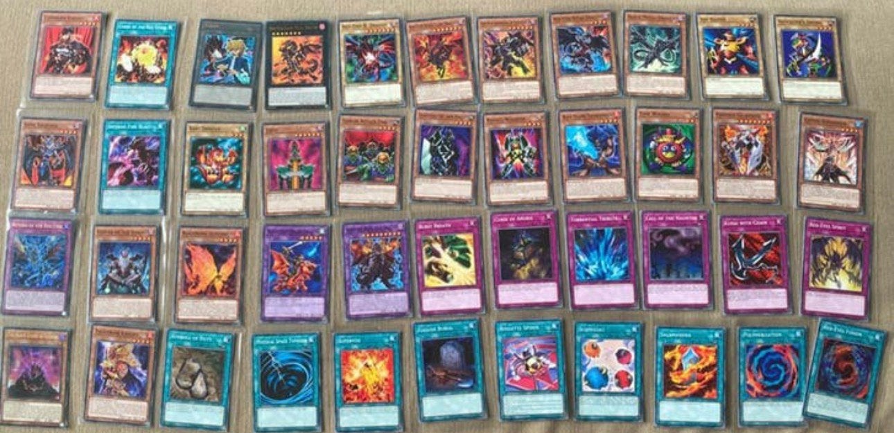 Yu-Gi-Oh! Joey Wheeler Legendary Red Eyes Black Dragon Deck, Ophalen of Verzenden, Zo goed als nieuw, Meerdere kaarten, Foil