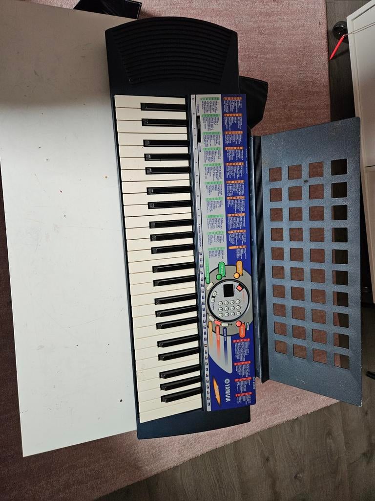 Yamaha PSR-170 Keyboard - Ideaal voor beginners!, Muziek en Instrumenten, Keyboards, Ophalen of Verzenden, Gebruikt, 61 toetsen