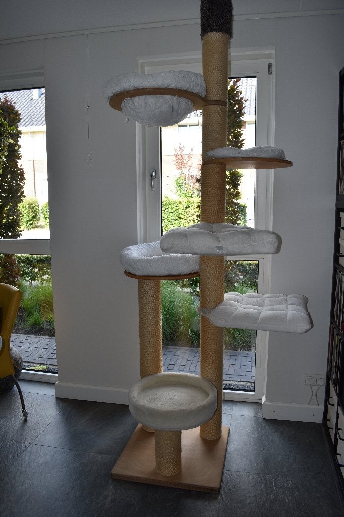 prachtige kattenklimboom 260 hoog, als nieuw, Ophalen