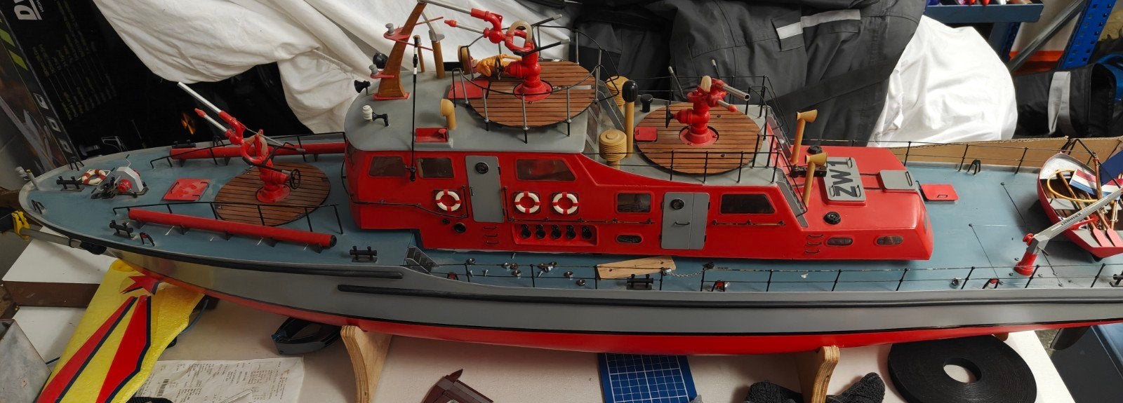 Robbe Düsseldorf blusboot radiografisch, Hobby en Vrije tijd, Modelbouw | Boten en Schepen, Ophalen, Gebruikt, Groter dan 1:32