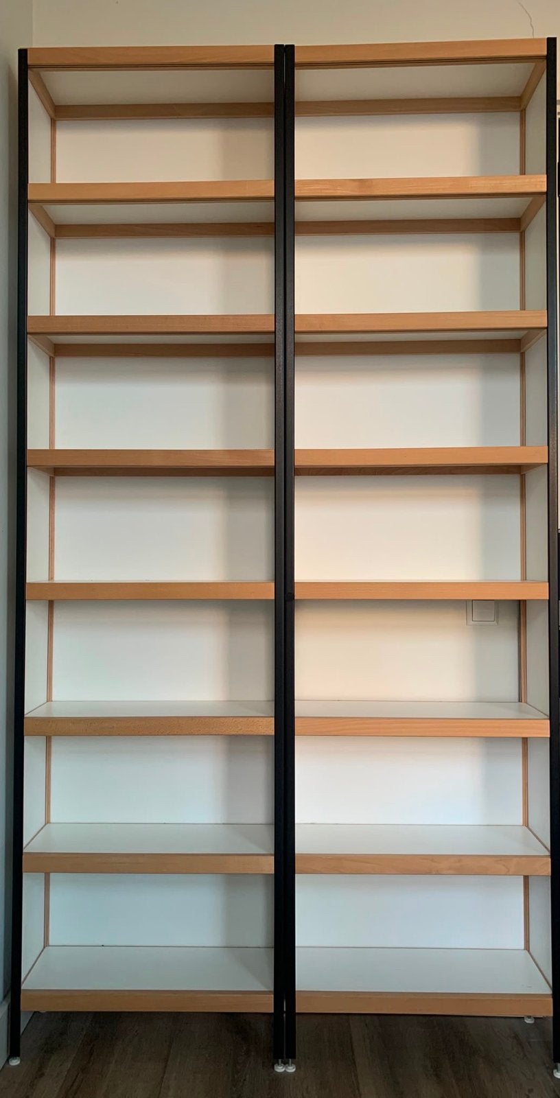 Kewlox Kast/Boekenkast - 233x124x25cm, Ophalen, Met plank(en), 100 tot 150 cm, 200 cm of meer