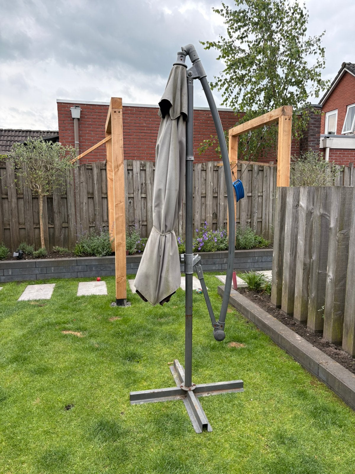Zweef parasol, Tuin en Terras, Parasols, Ophalen, Gebruikt, 2 tot 3 meter, Zweefparasol