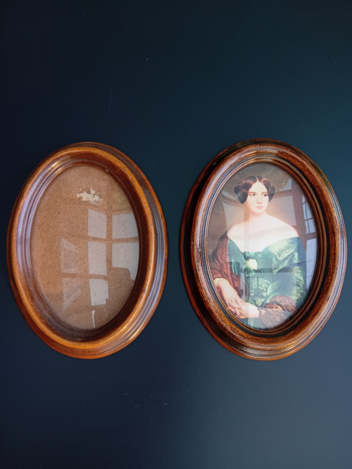 2 houten frames, bol plastic raam, niet antiek, Antiek en Kunst, Verzenden