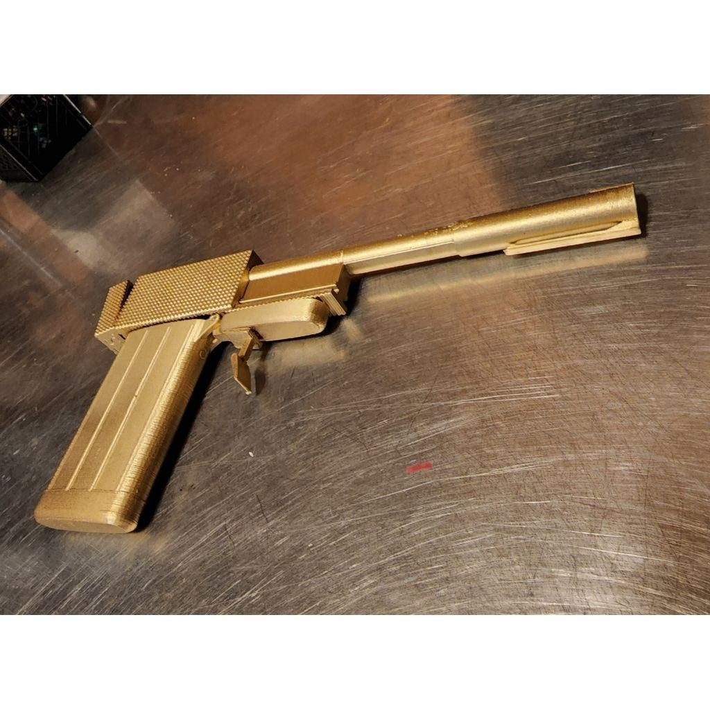 James Bond golden gun 007 1:1 display model, 3DemandStudios@gmail.com, Beeldje, Replica of Model, Hengelo OV, Nieuw