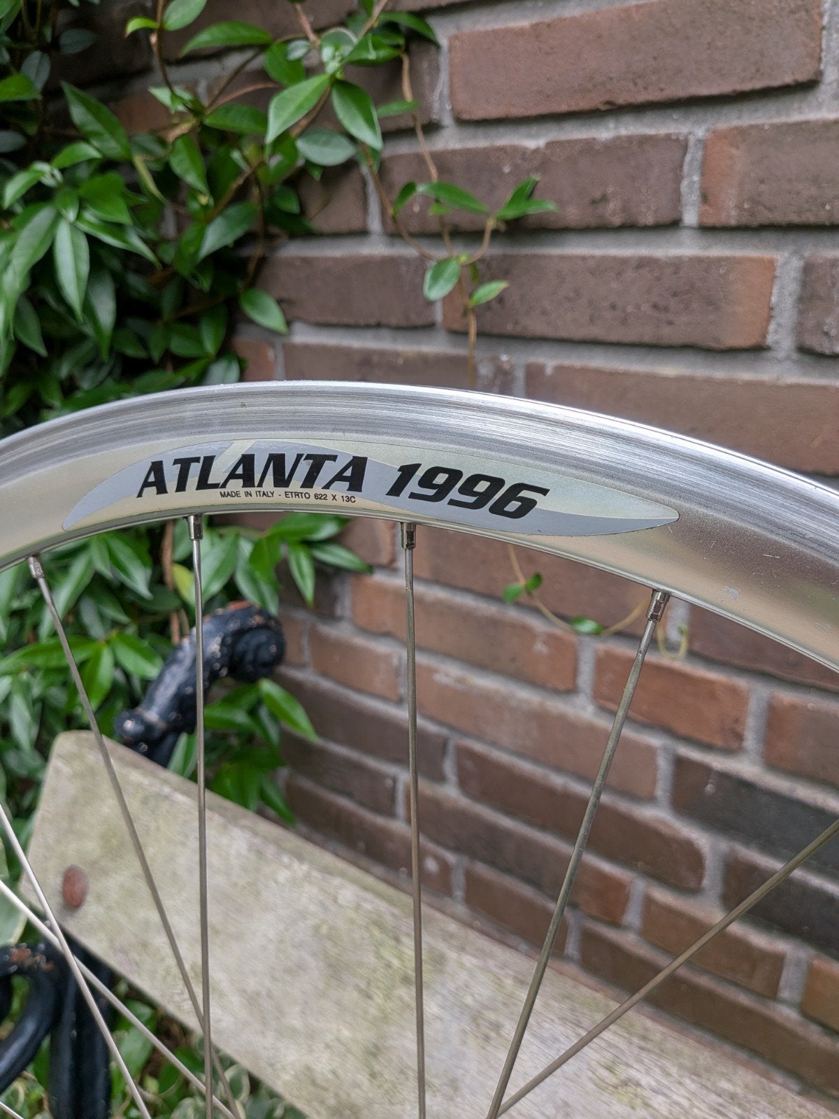 Campagnolo Atlanta 1996 wielset. Aero spaken. Record hubs 28, Fietsen en Brommers, Ophalen