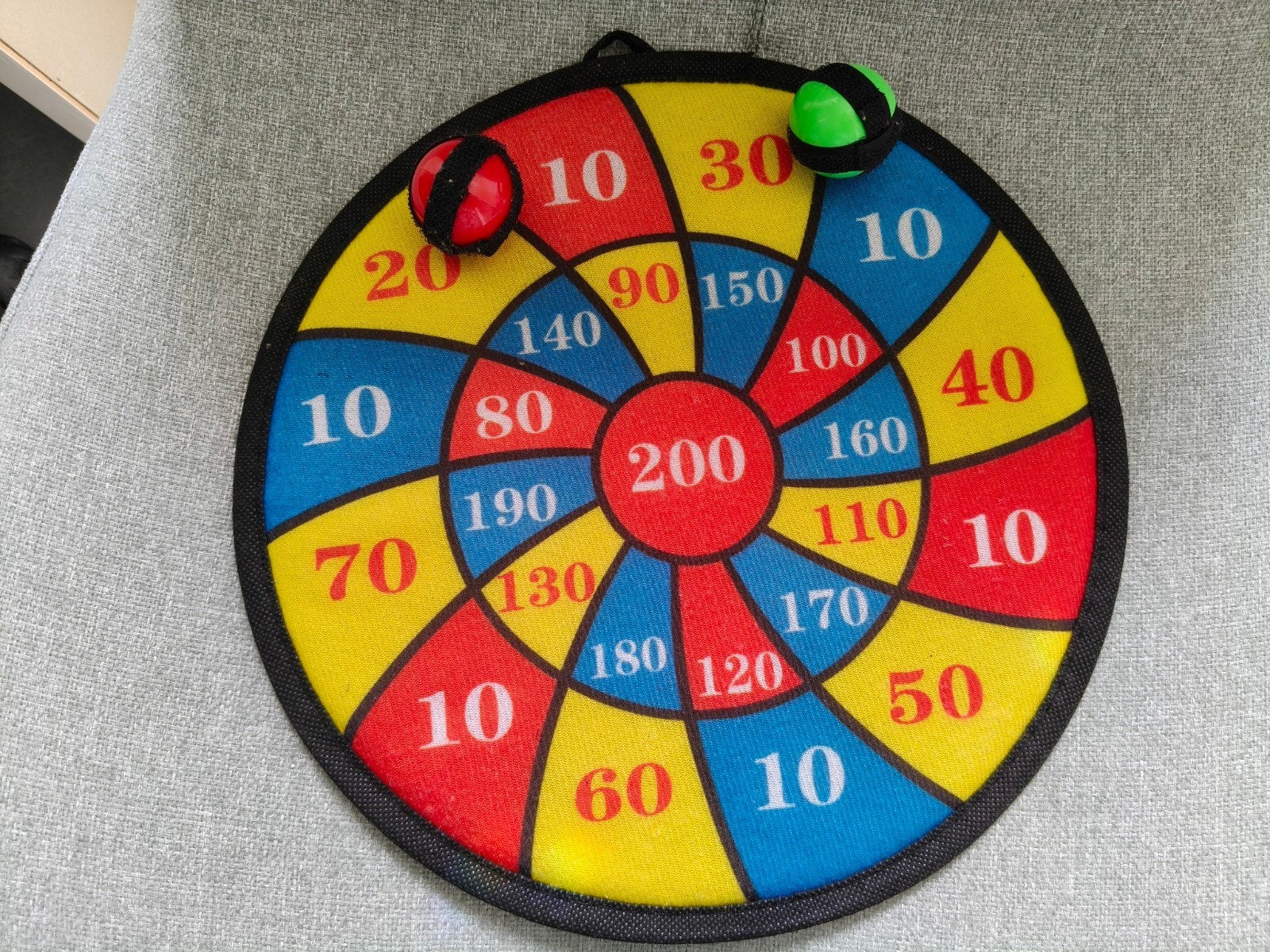 Dartbord met klittenband ballen, Ophalen of Verzenden, Gebruikt
