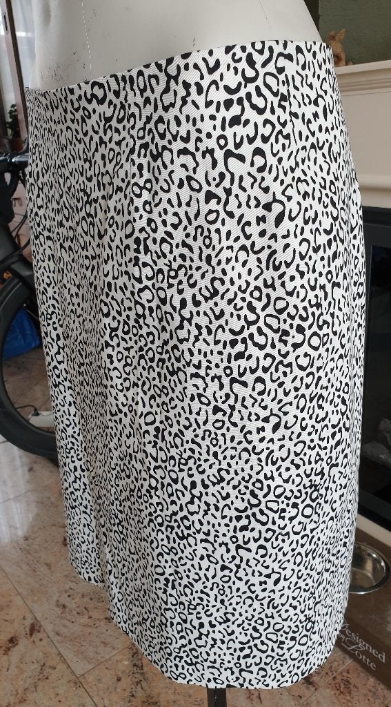 Mongul zwart witte luipaard rok M 40 38 rokje, Kleding | Dames, Maat 38/40 (M), Mongul, Verzenden, Wit