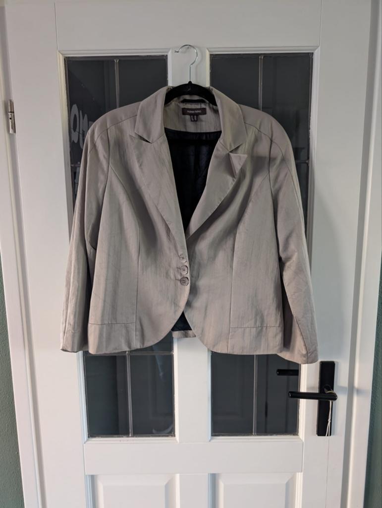 Marie Méro Jasje Maat 44 - Beige, Kleding | Dames, Maat 42/44 (L), Marie Méro, Ophalen of Verzenden, Zo goed als nieuw