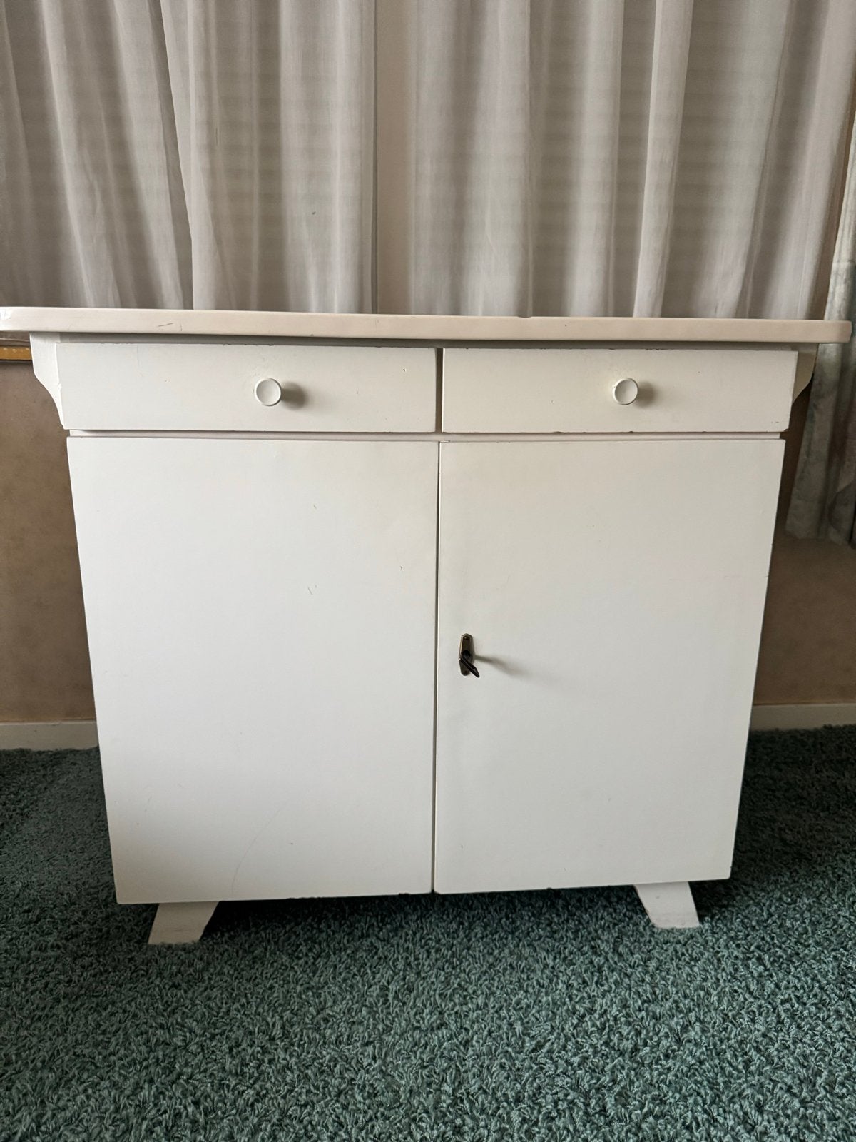 Vintage witte commode met lades en kastruimte, Ophalen, Gebruikt
