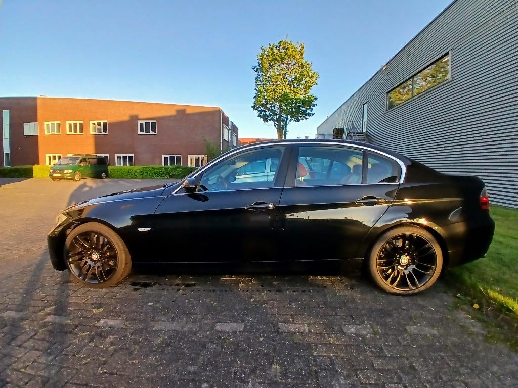 BMW 3-Serie 3.0 I 330 Automaat inruil mogelijk, Auto's, BMW, Automaat, 1440 kg, 258 pk, Overige kleuren