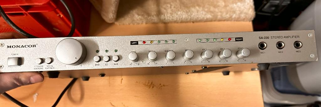 3x Monacor SA-230 Stereo Karaoke Versterkers - Ongetest, Overige merken, Gebruikt, Ophalen of Verzenden, Minder dan 60 watt