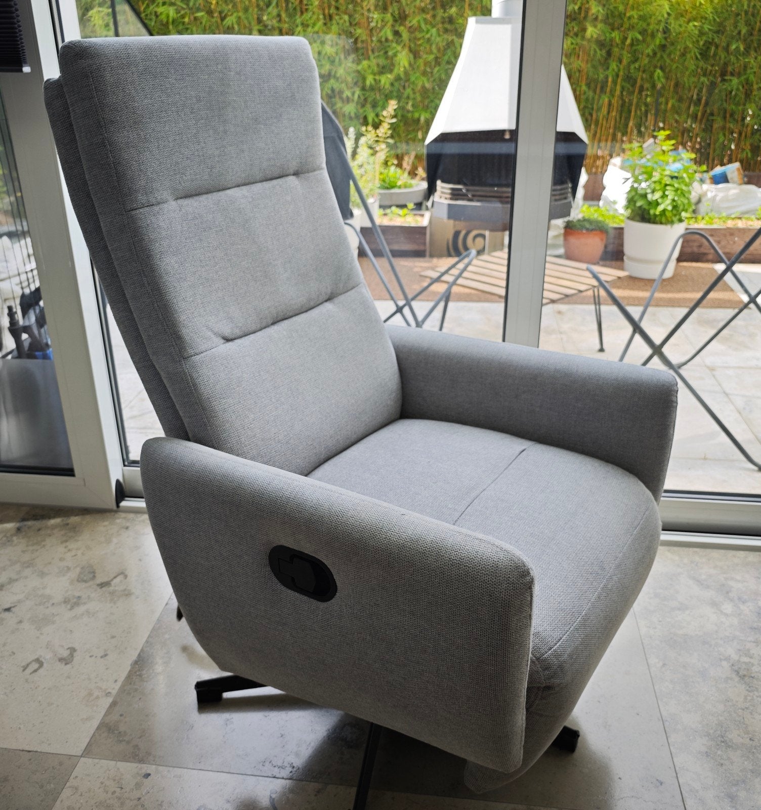 Relaxfauteuil met voetensteun, Ophalen, 75 tot 100 cm, Zo goed als nieuw, Metaal