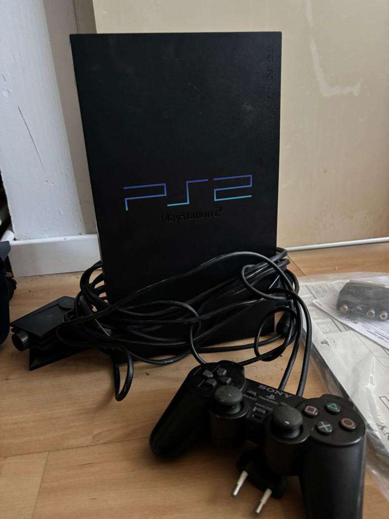 PlayStation 2 met camera, controller en handboek, Spelcomputers en Games, Spelcomputers | Sony PlayStation 2, Ophalen, Gebruikt
