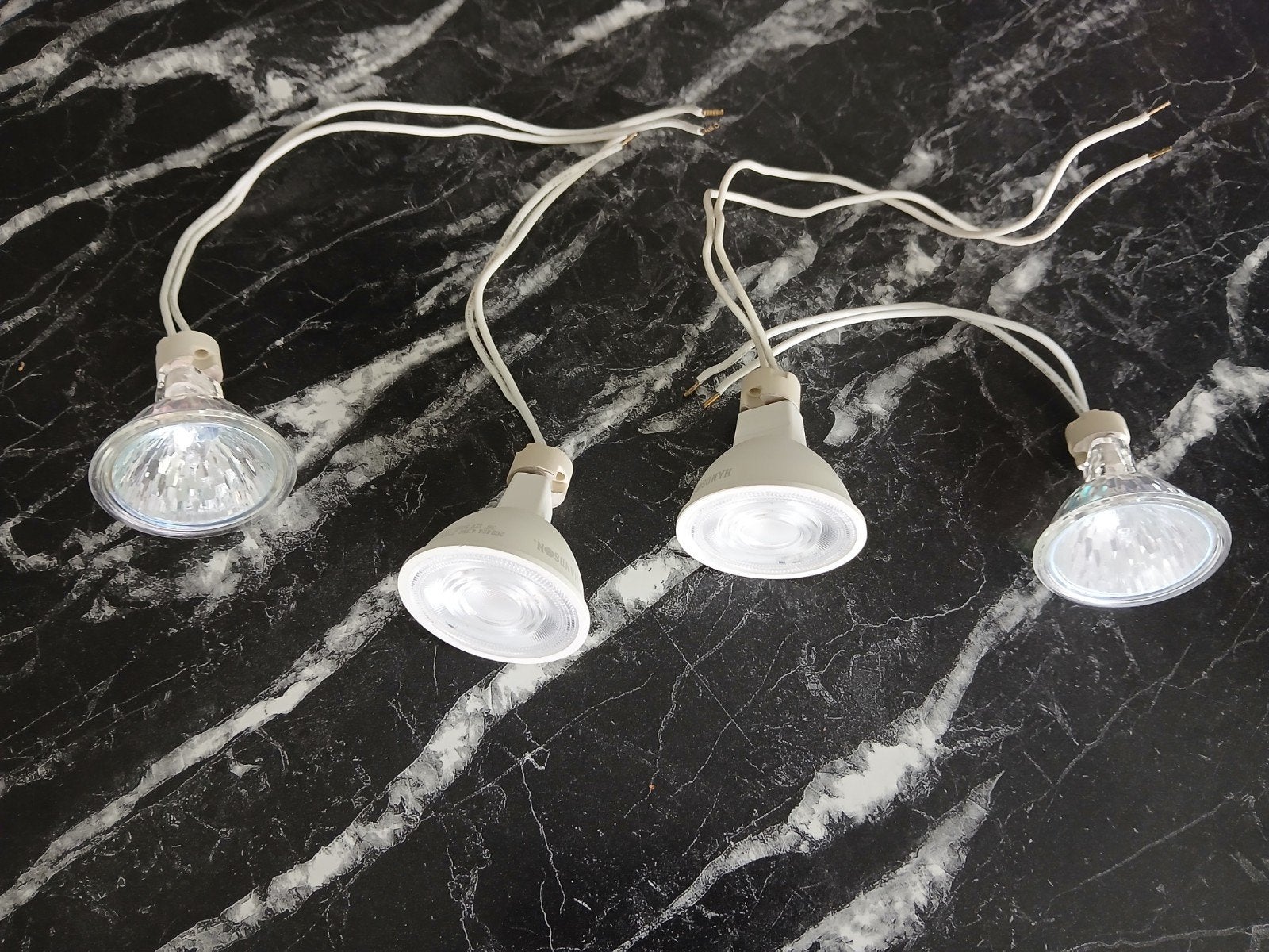 4x Halogeenlampen met transformator, 20W, GU5.3 fitting, Gebruikt, GU5.3, Ophalen of Verzenden, Overige merken