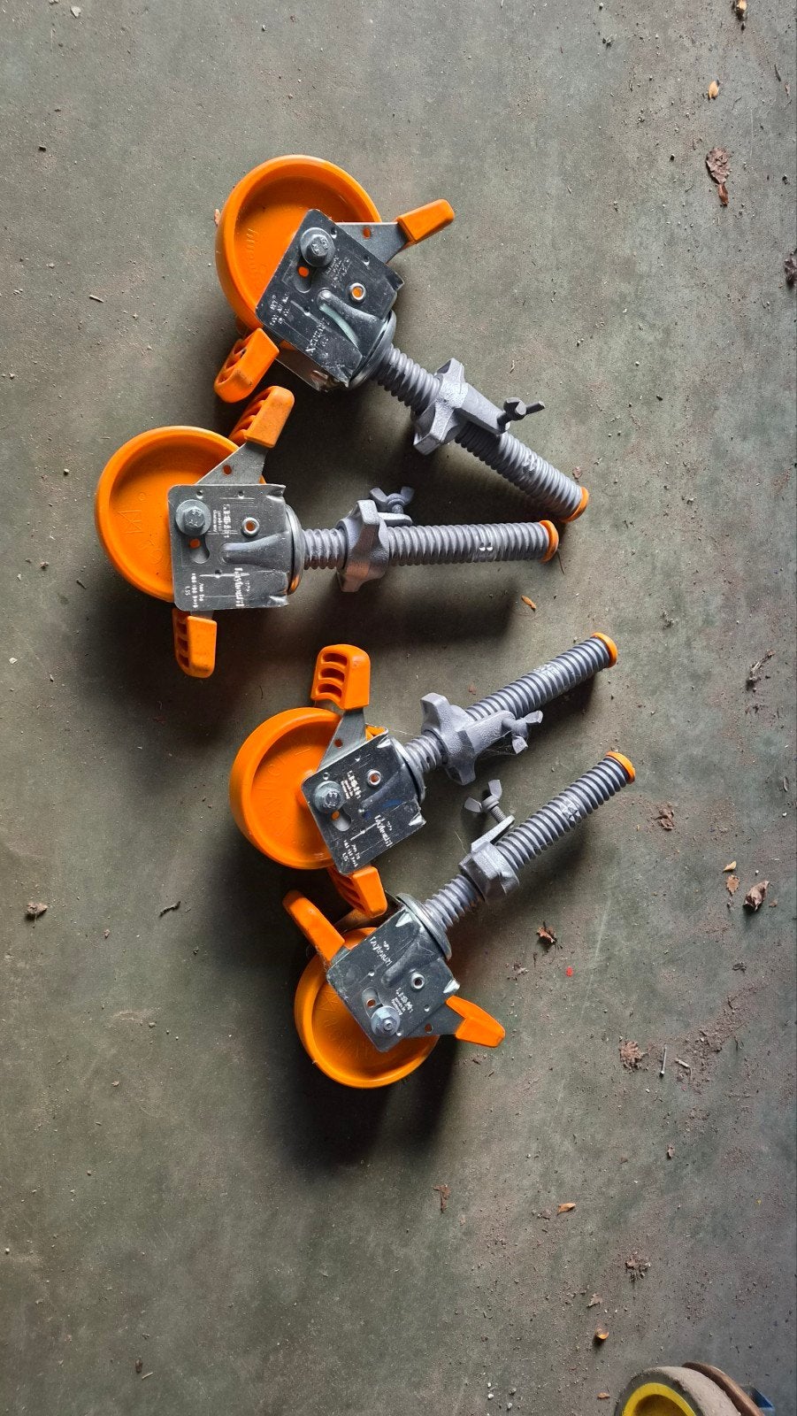 te koop steiger wielen voor de layer rolsteiger, Doe-het-zelf en Verbouw, Custers layer asc altrex alumex skyworks apw euroscaffold