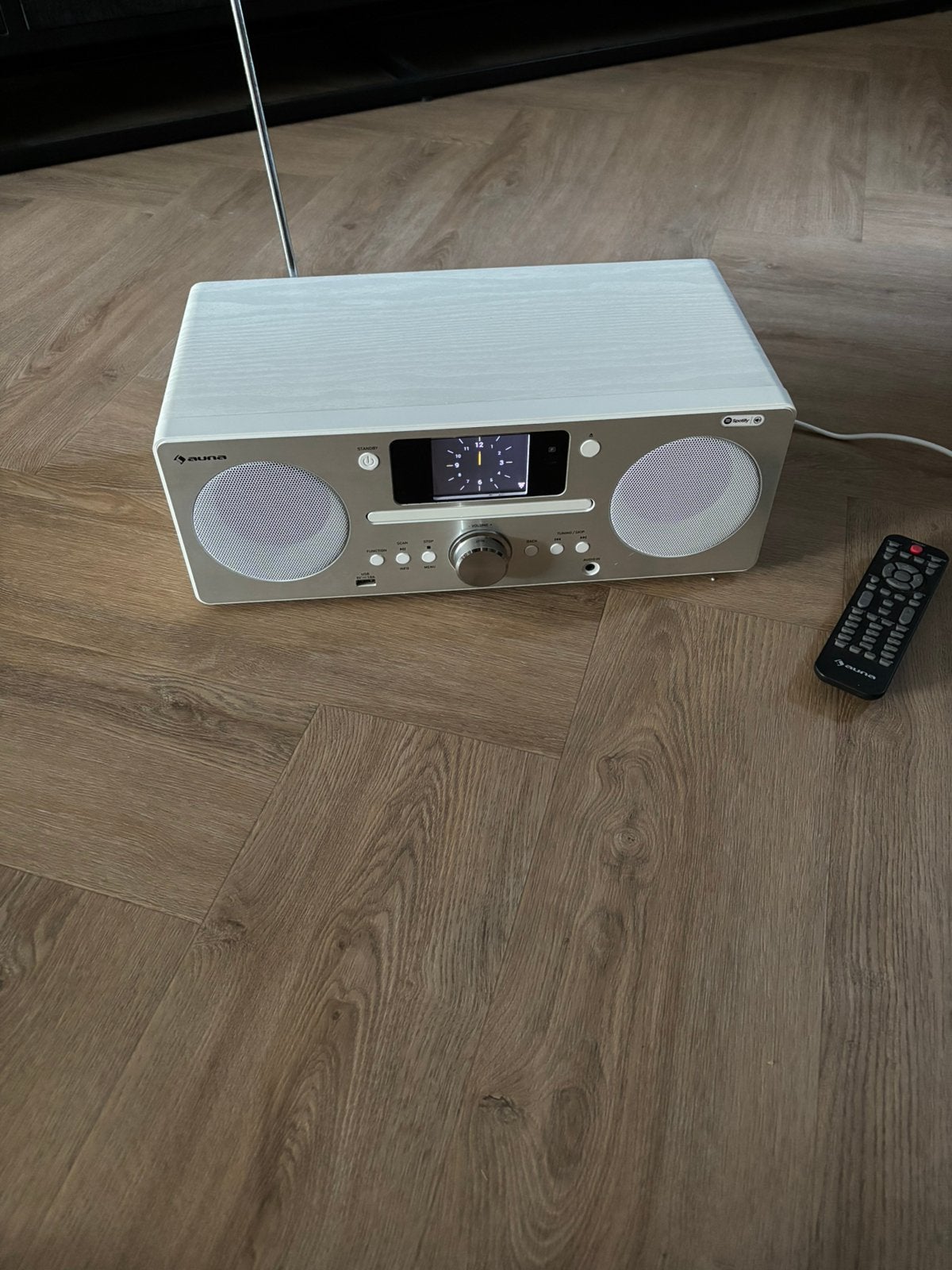 Draagbare radio voor €80,00, Ophalen, Zo goed als nieuw
