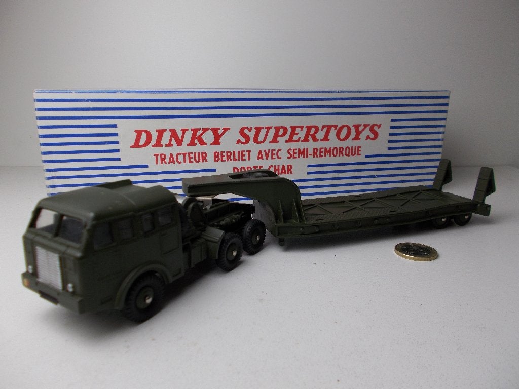 1959 Dinky SuperToys 890 BERLIET TANK TRANSPORTER + DOOS (C), Ophalen of Verzenden, Zo goed als nieuw, Bus of Vrachtwagen, Dinky Toys