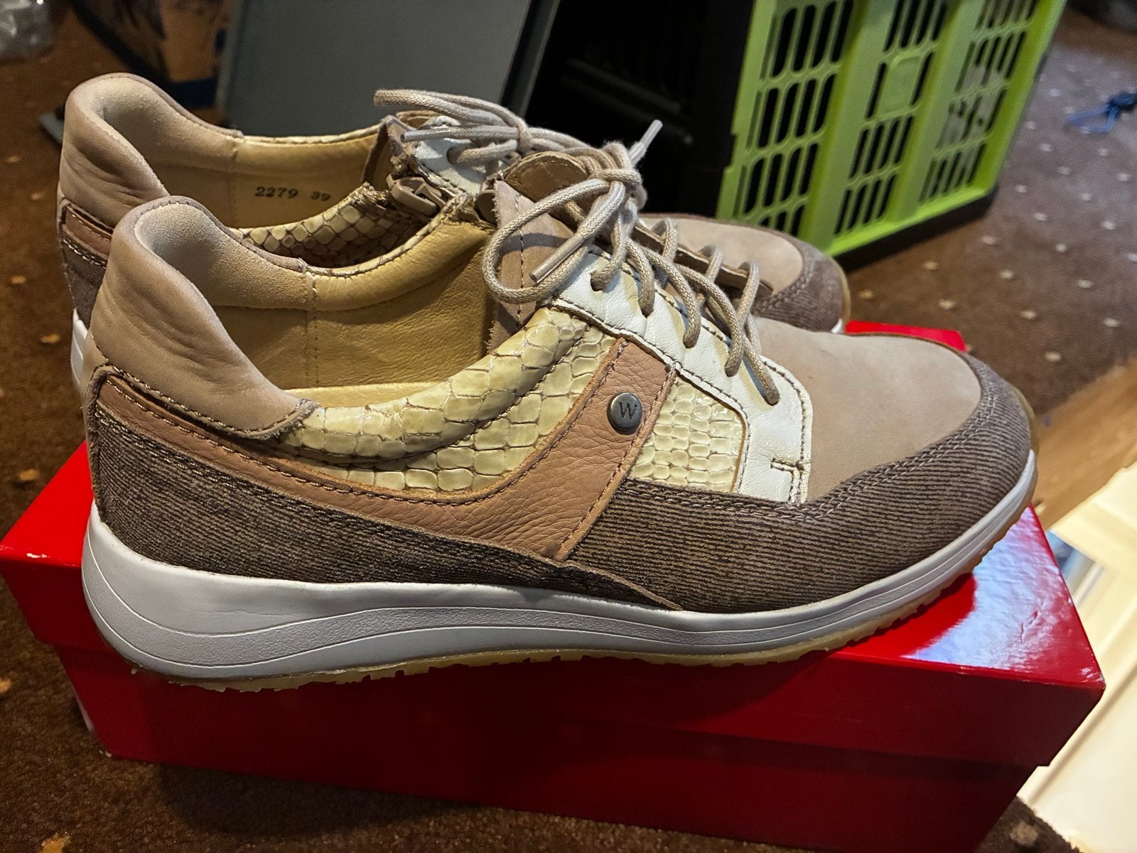 Wolky schoenen maat 39 - Zo goed als nieuw, Ophalen of Verzenden, Gedragen, Bruin, Schoenen met lage hakken