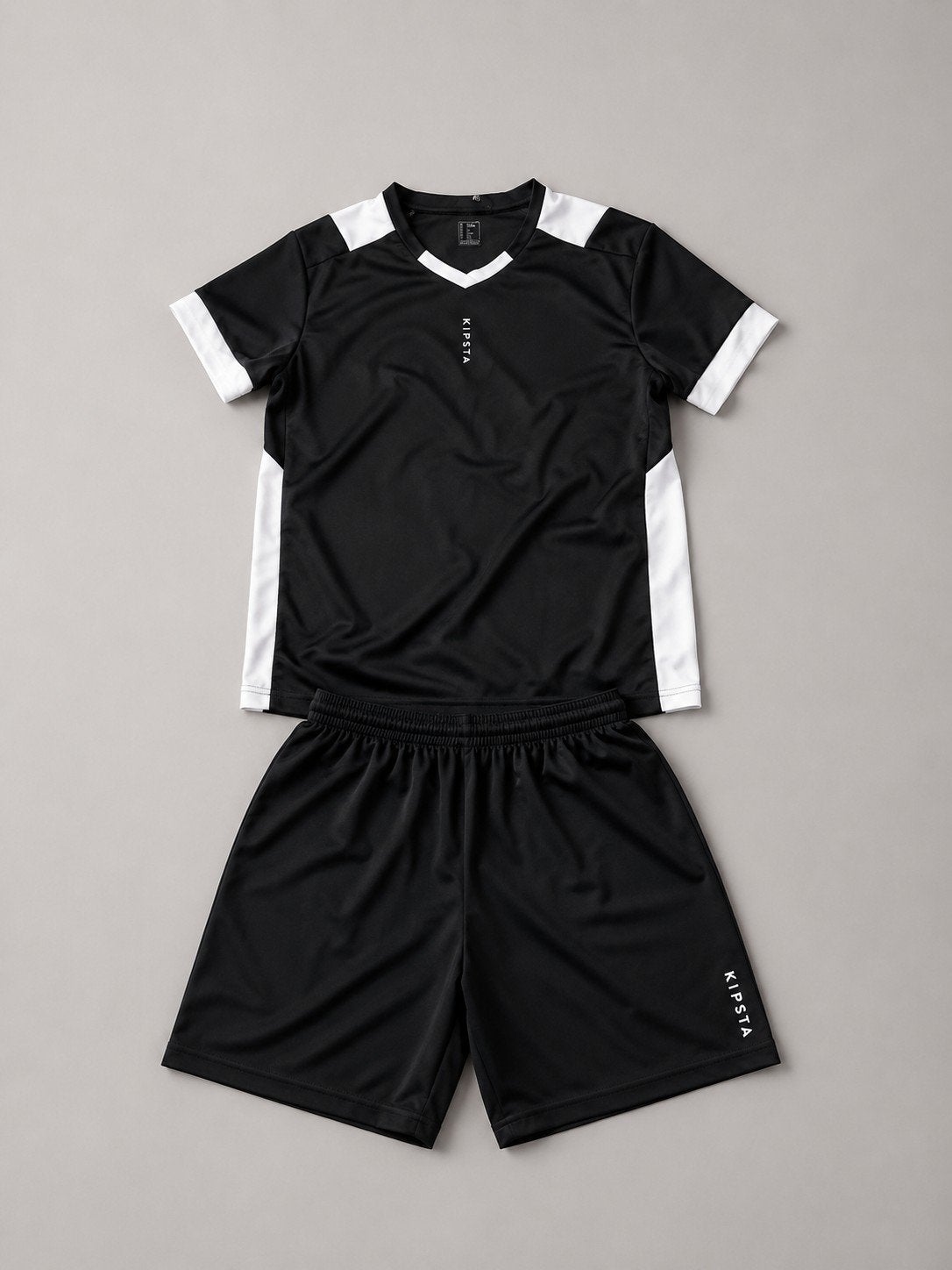 Kipsta voetbaltenue - shirt en broekje, Kleding | Heren, Ophalen, Maat 48/50 (M), Zwart, Kipsta