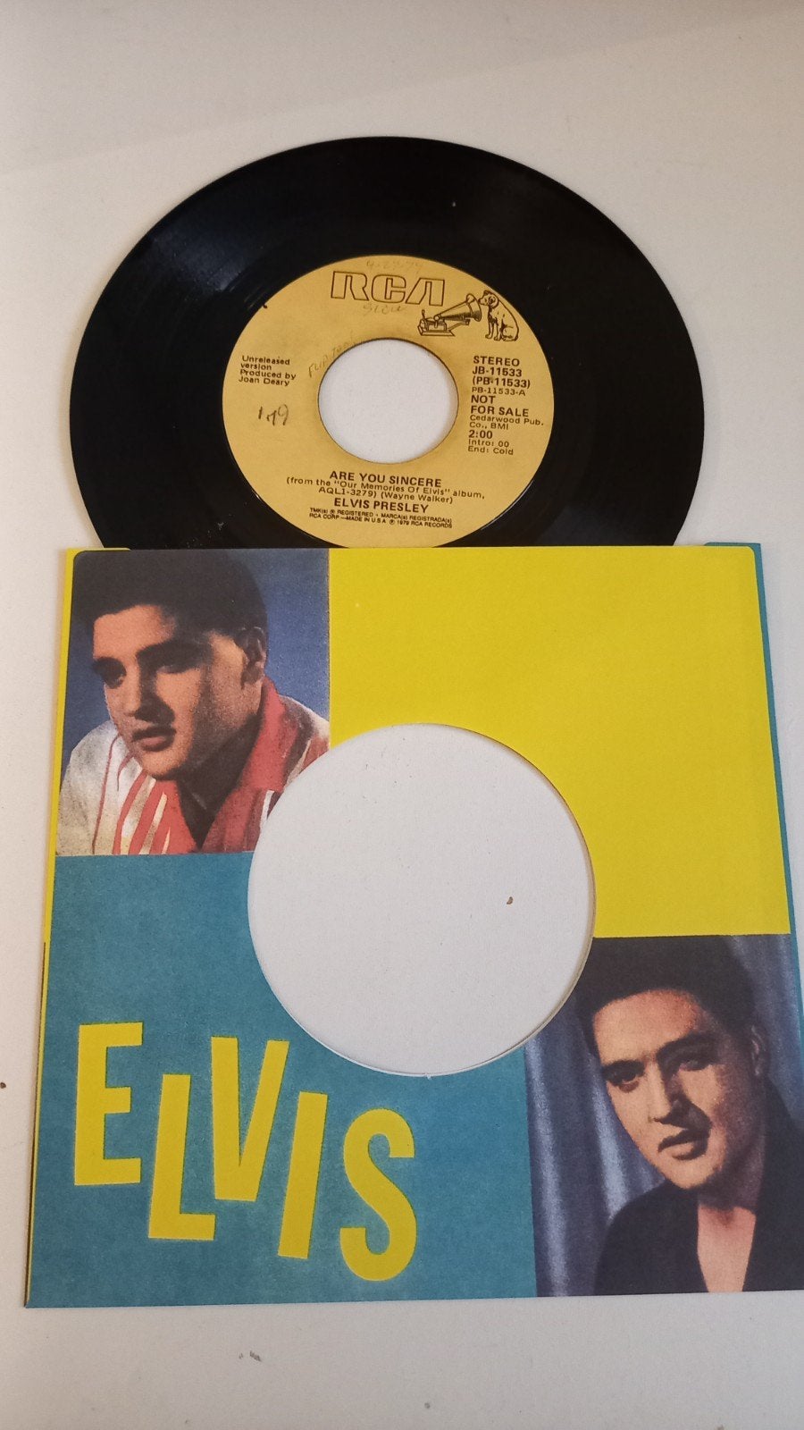 Elvis Presley  - Solitaire  / Are you sencere, Cd's en Dvd's, Ophalen of Verzenden, Zo goed als nieuw, Pop
