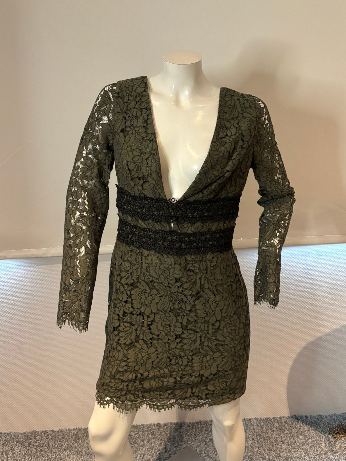 Diane von furstenberg kanten jurkje maat m nieuw, Kleding | Dames, Maat 38/40 (M), ., Nieuw, Ophalen of Verzenden