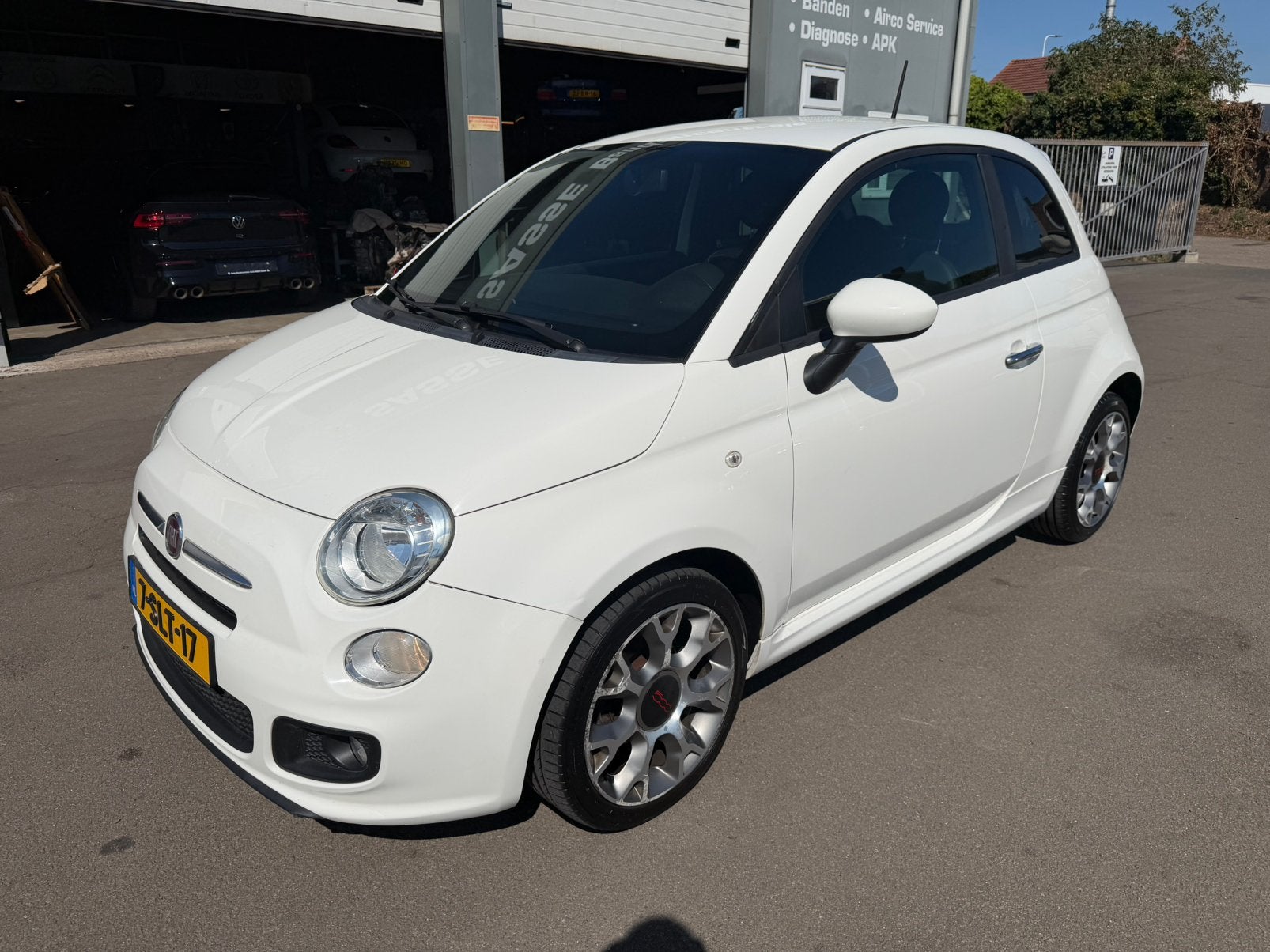 Fiat 500 0.9 85pk Twinair Turbo 2013 Wit NAP ! ! !, Auto's, Voorwielaandrijving, Origineel Nederlands, Bedrijf, 25 km/l