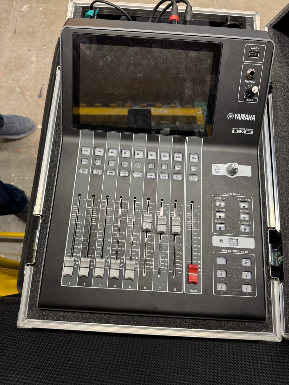 Yamaha DM3s incl. Flightcase, Muziek en Instrumenten, Mengpanelen, Ophalen, Zo goed als nieuw, 10 tot 20 kanalen, Microfooningang