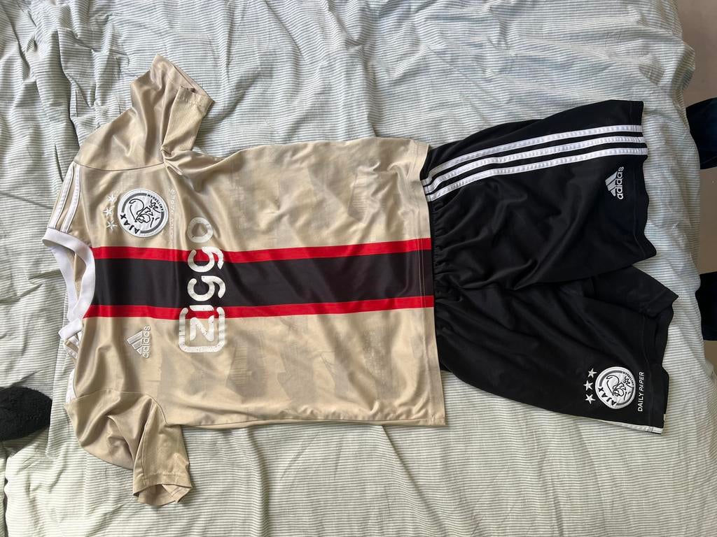 Ajax pakje maat 15-16y/176, Maat XS of kleiner, Verzenden, Zo goed als nieuw, Shirt