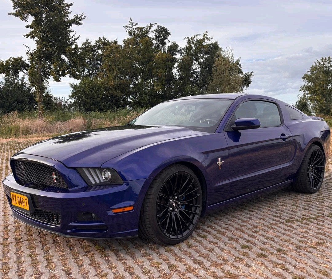 Ford Mustang V6 Premium 2014 – Deep Impact Blue - 105k -, Auto's, 1624 kg, Particulier, Geïmporteerd, 305 pk