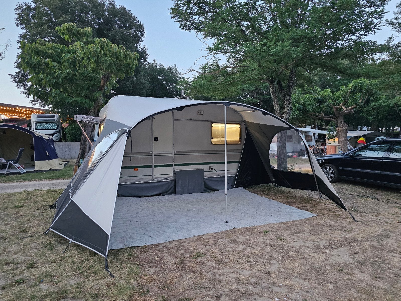 Chateau 380 chiara caravan 1989, Caravans en Kamperen, Ophalen, Gebruikt, Tot en met 4