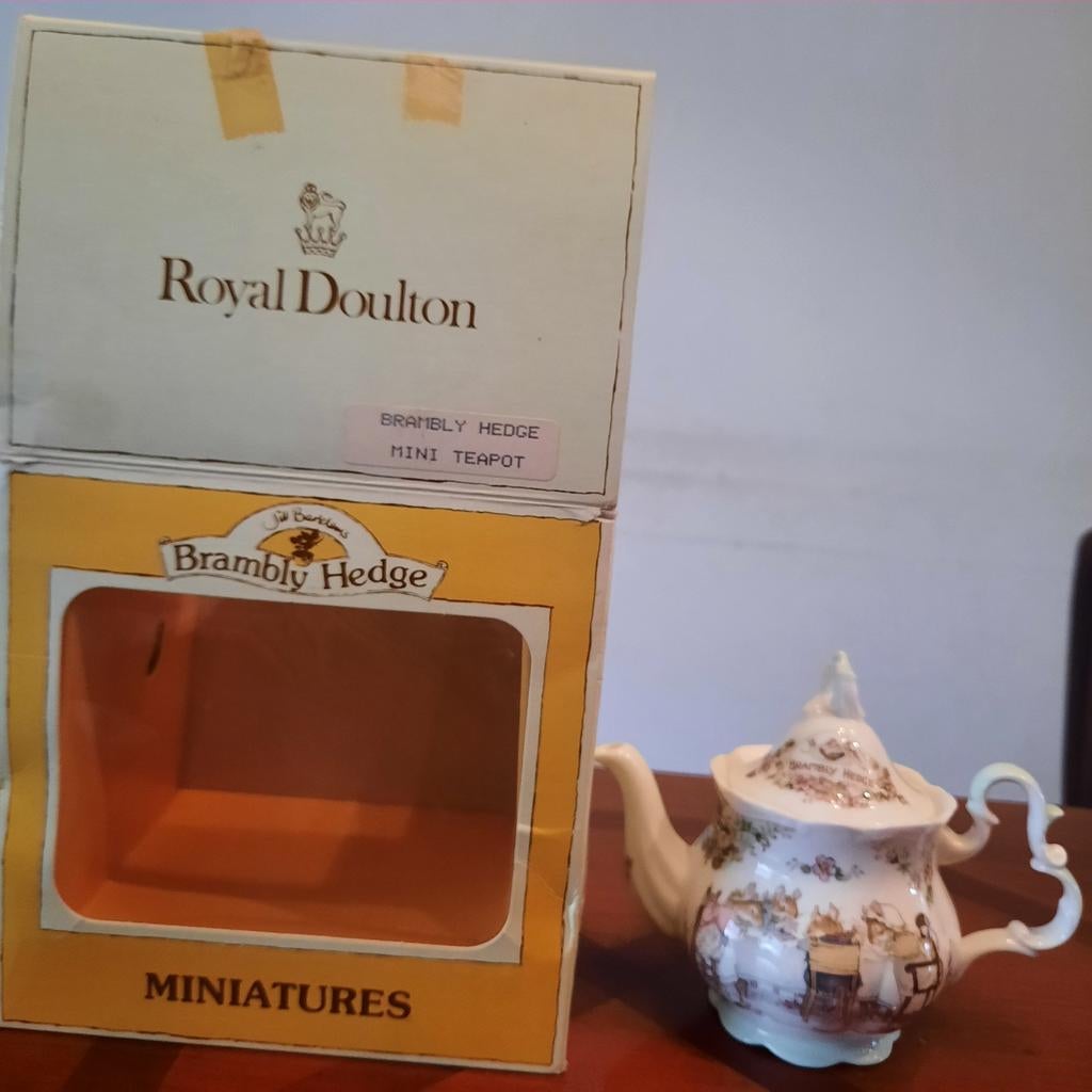 Royal Doulton Brambly Hedge Mini Theepot - Vintage, Antiek en Kunst, Ophalen of Verzenden