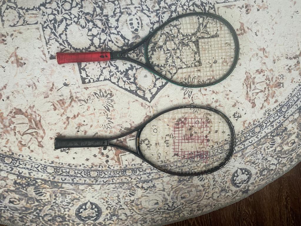 2 Vintage Tennisrackets: Wilson en Dunlop, Ophalen of Verzenden, Gebruikt, Racket, Wilson